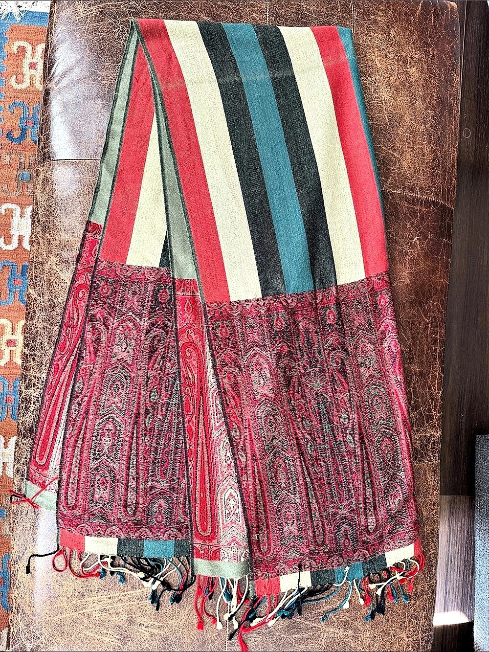PASHMINA Paisley Silk Cashmere Scarf in Red & Black